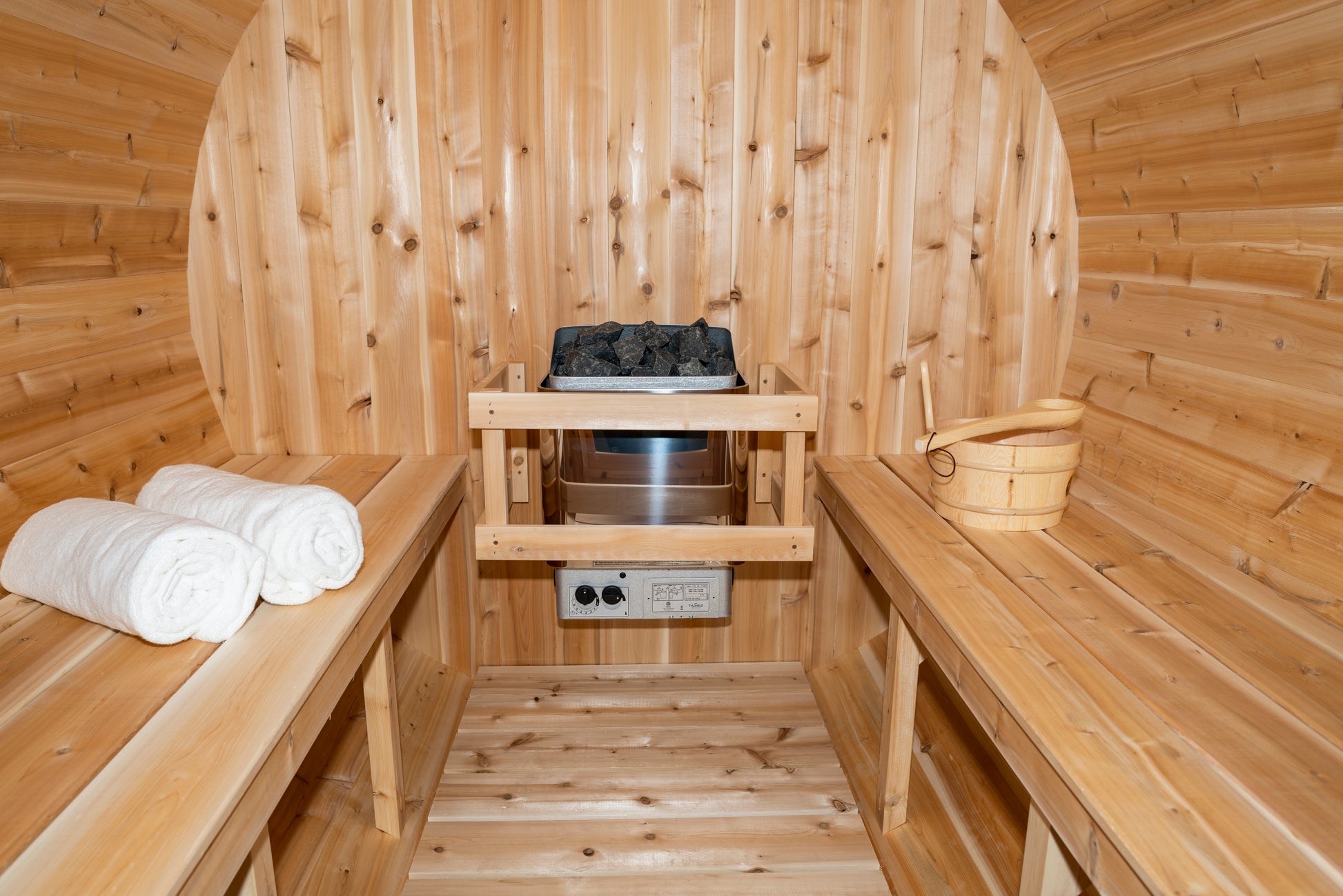 LeisureCraft CT Serenity Outdoor Sauna interior