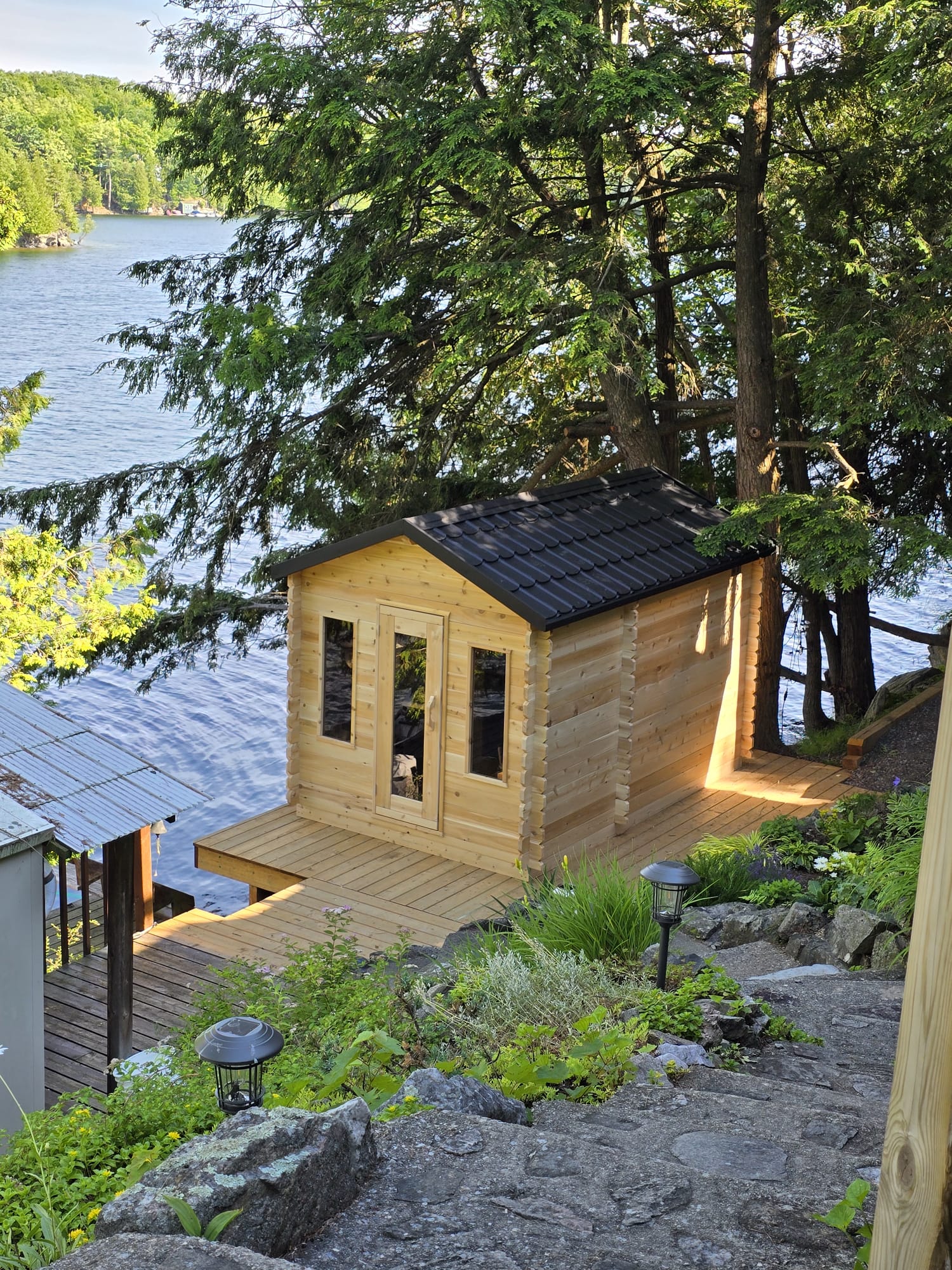 LeisureCraft CT Georgian Cabin Sauna with Changeroom exterior